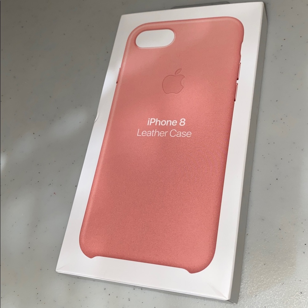 iPhone 8 Leather Case - Picture 3 of 6
